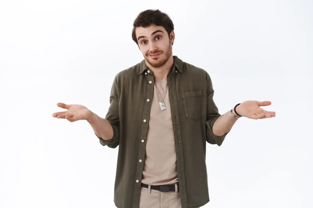 Un homme se posant une question